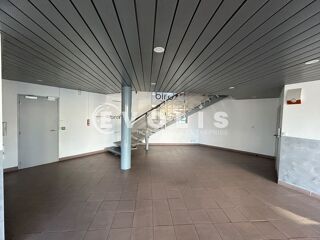   Bureaux - A VENDRE - 835 m² non divisibles Gradignan