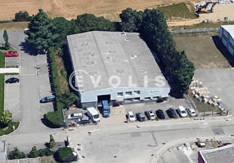   Exclusivité Evolis - 1000m² à vendre Genas - 1 000 m² non divisibles 