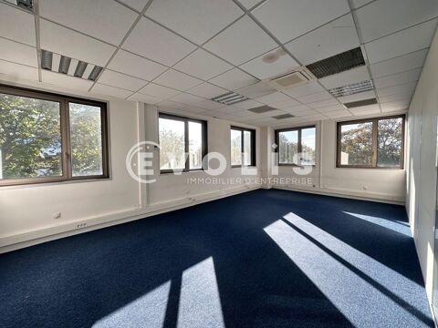   Bureaux - A LOUER - 1 431 m² divisibles à partir de 240 m² 
