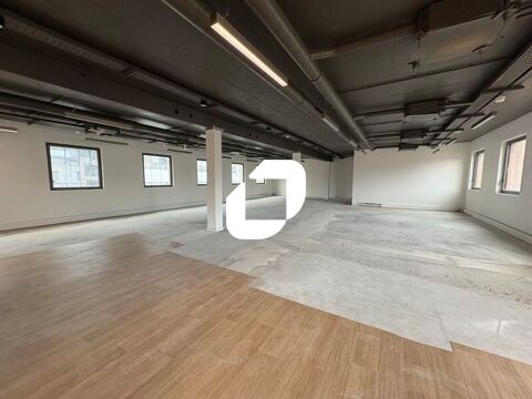 AUX PIEDS DES GARES - 2&nbsp;787 m&sup2; divisibles &agrave; partir de 458 m&sup2; 68116 59000 Lille