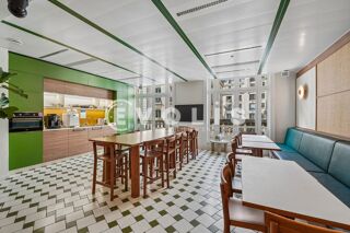   Bureaux - A SOUS-LOUER - 238 m² non divisibles Paris 9