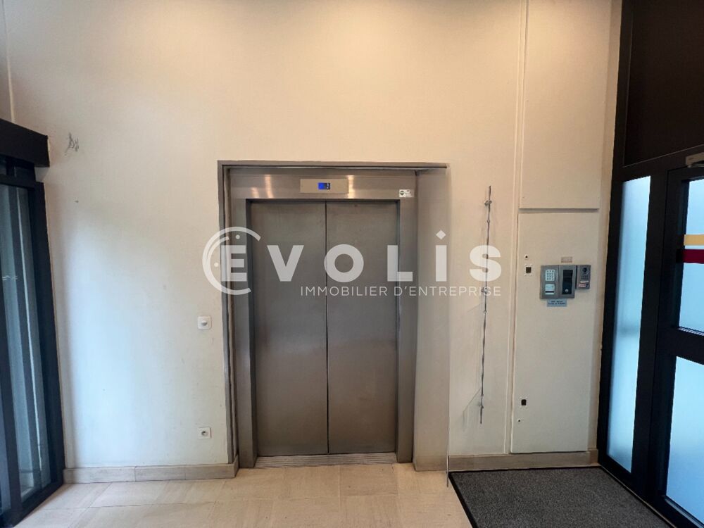   Bureaux - A LOUER - 48 m² divisibles à partir de 15 m² Nogent sur marne