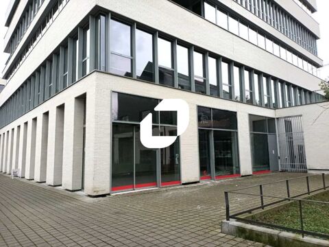 VISIBILITE EN ANGLE DE RUE - 154 m&sup2; non divisibles 2321 59000 Lille