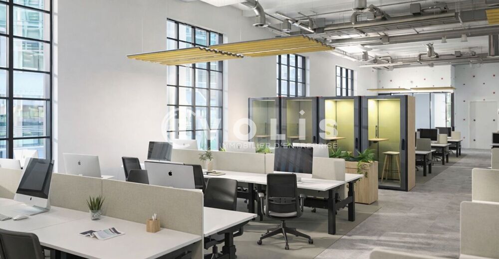   Bureaux - A LOUER - 602 m² non divisibles Paris 10