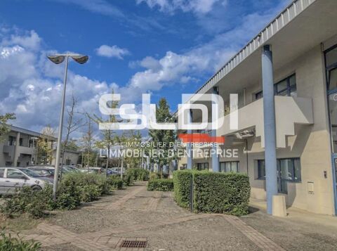Bureaux - A LOUER - 498 m² divisibles à partir de 214 m² 3930 69500 Bron