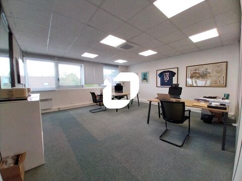 Locaux d'Activit&eacute;s - A VENDRE - 395 m&sup2; non divisibles 550000 78690 Les essarts le roi