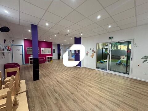 Bureaux - A LOUER - 285 m² divisibles à partir de 140 m² 2969 78180 Montigny le bretonneux