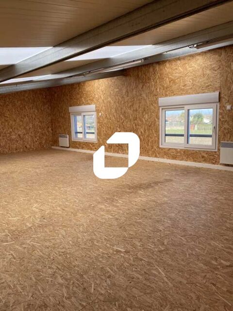 Locaux d'Activités - A VENDRE - 401 m² divisibles à partir de 106 m² 590000 33450 Izon