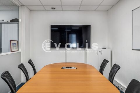   Bureaux - A LOUER - 135 m² non divisibles 