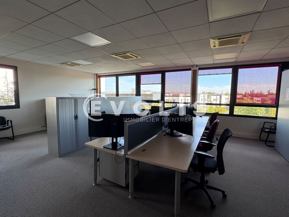   Bureaux - A LOUER - 969 m² divisibles à partir de 119 m² Saint priest