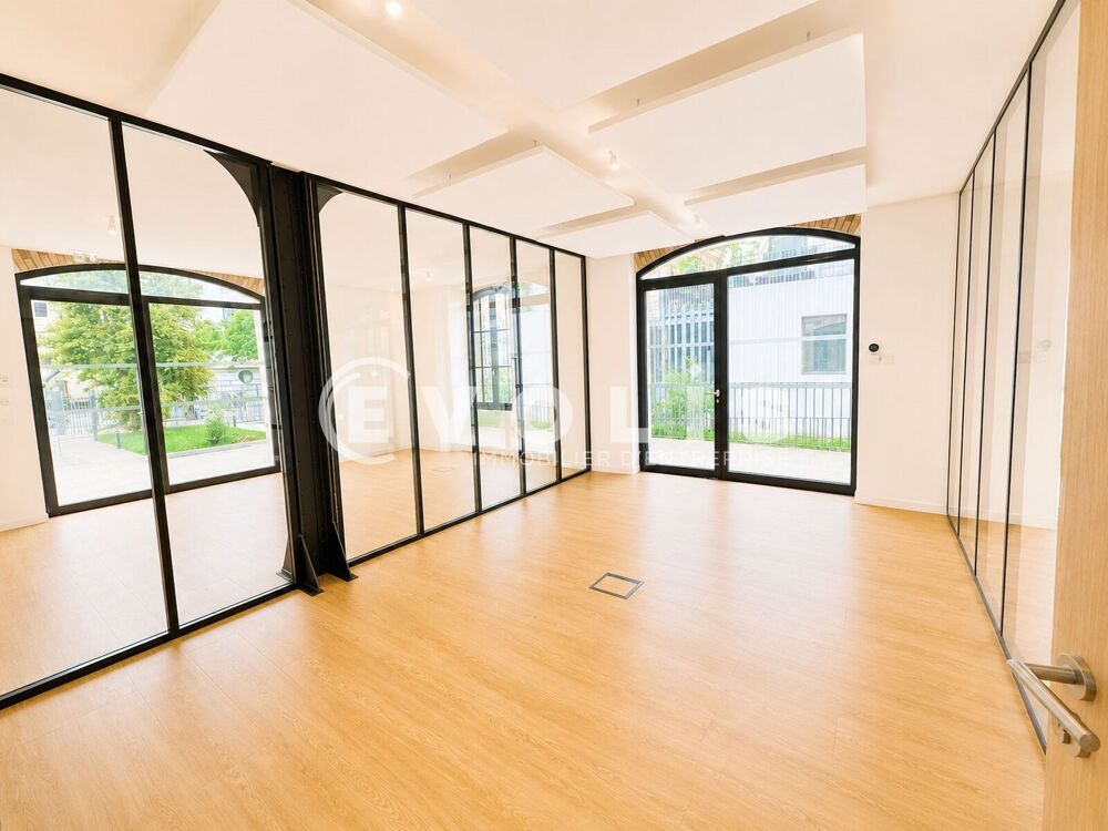   Bureaux - A VENDRE - 190 m² non divisibles Ivry sur seine