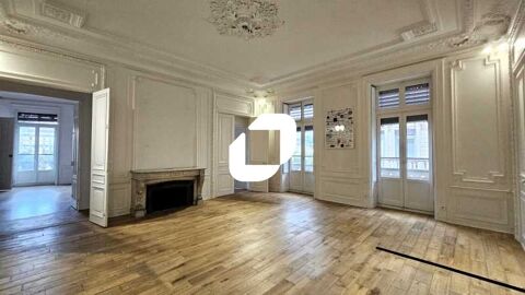 Coeur presqu'&icirc;le, place Bellecour - 173 m&sup2; non divisibles 4758 69002 Lyon