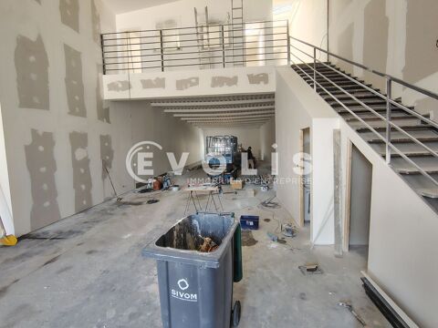   Locaux d'activité - A LOUER - 585 m² non divisibles 