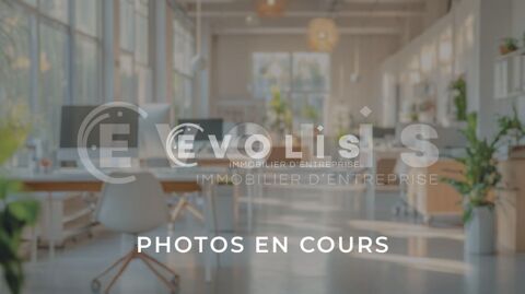 Bureaux - A LOUER - 136 m&sup2; non divisibles 1141 77176 Savigny le temple