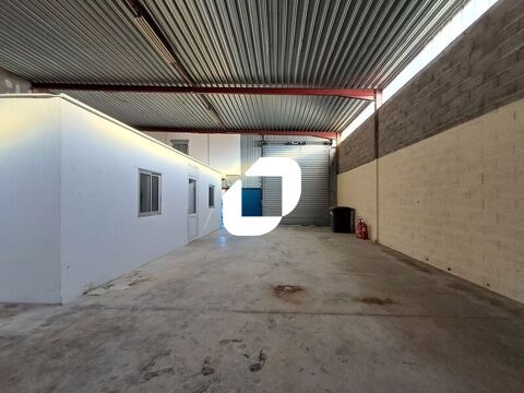 Locaux d'Activit&eacute;s - A LOUER - 300 m&sup2; non divisibles 1900 33370 Yvrac