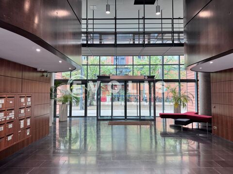   Bureaux - A LOUER - 128 m² non divisibles 