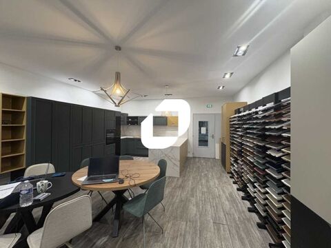 Locaux d'Activités - A LOUER - 1 915 m² non divisibles 12448 33370 Artigues pres bordeaux