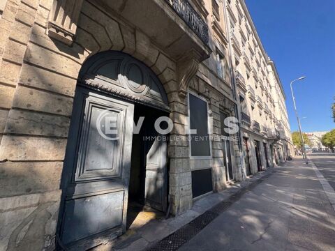 Bureaux - A LOUER - 381 m&sup2; divisibles &agrave; partir de 141 m&sup2; 6016 69001 Lyon