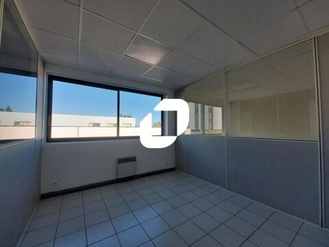   Bureaux - A LOUER - 114 m� non divisibles 