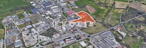   A vendre à SAINT LAURENT D'AGNY - 34 689 m² divisibles à partir de 12 460 m² 