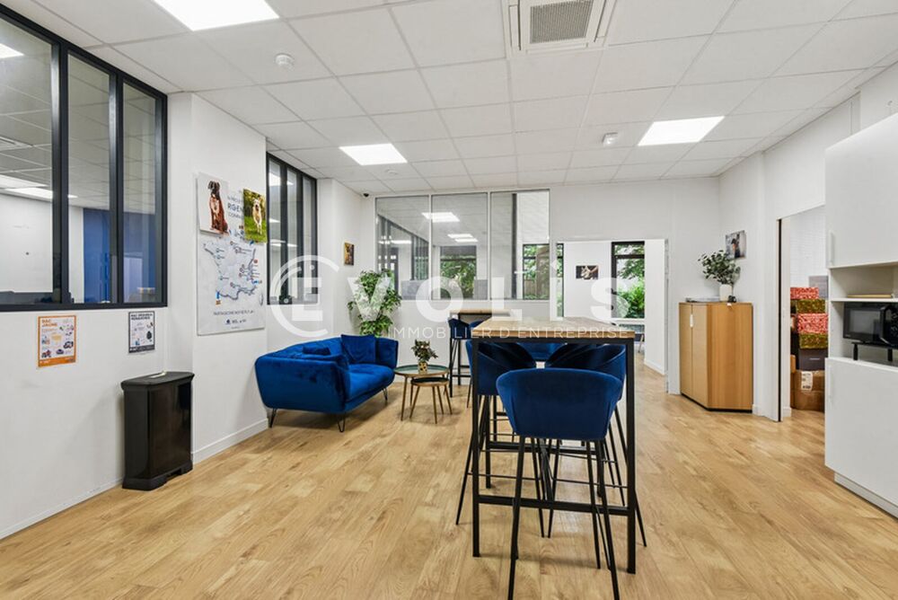   Bureaux - A VENDRE - 287 m² non divisibles Montrouge