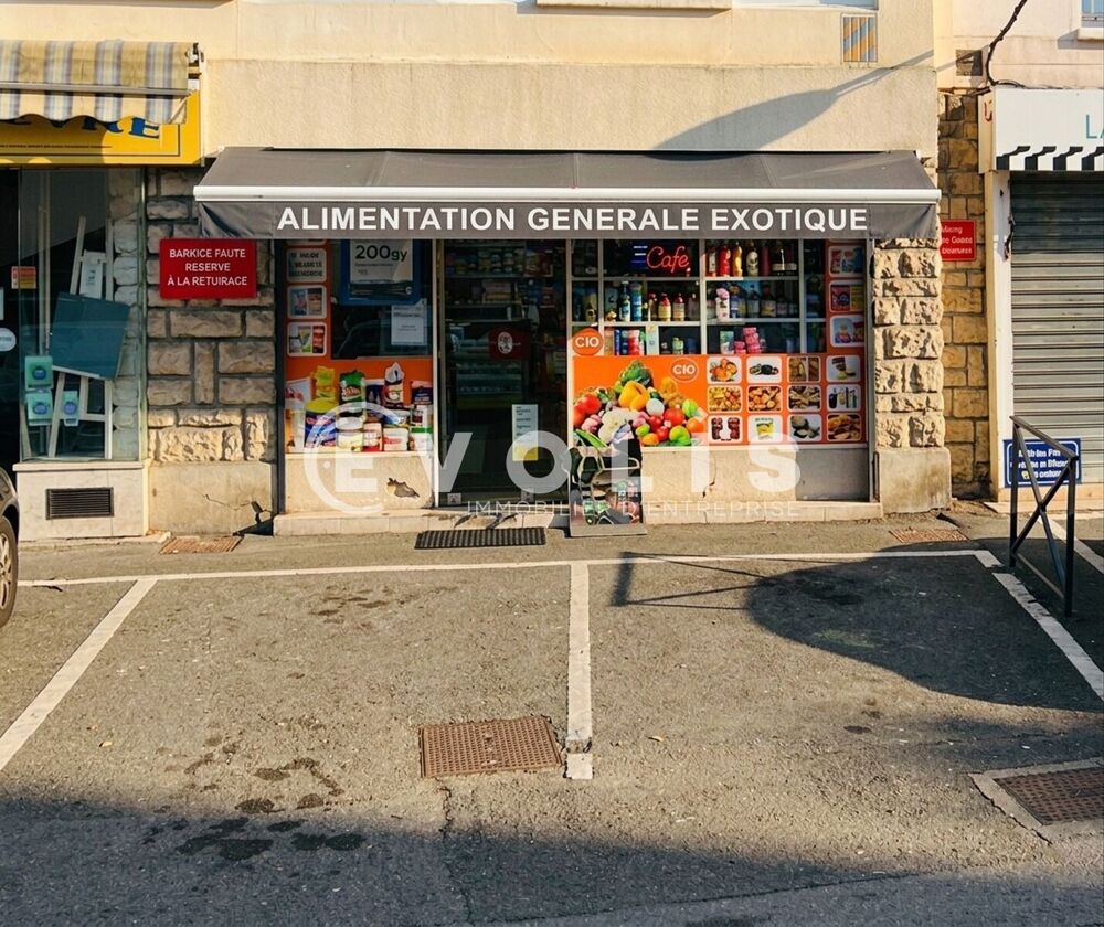   Locaux commerciaux - A VENDRE - 70 m² non divisibles 