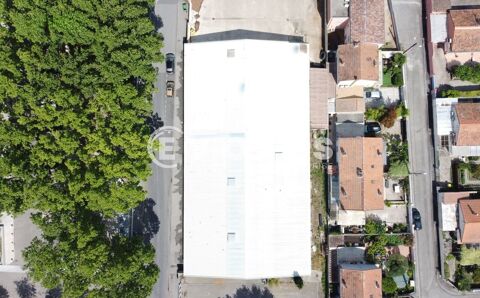   Locuax d'Activités 230 m² - 240 m² non divisibles 