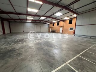   Locaux d'activité - A LOUER - 2 006 m² divisibles à partir de 401 m² Toussieu
