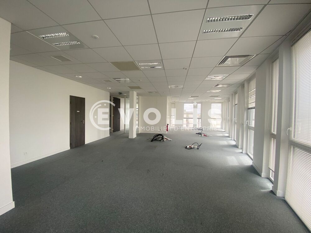   Bureaux - A LOUER - 252 m² non divisibles Nogent sur marne