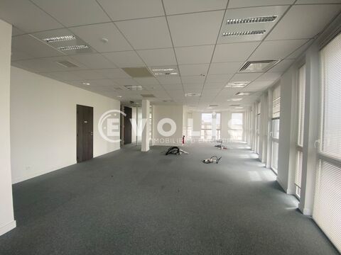   Bureaux - A LOUER - 252 m² non divisibles 