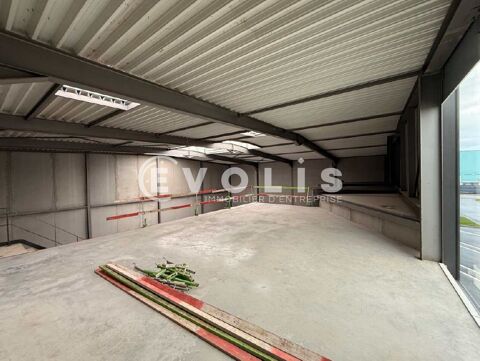  Locaux d'activité - A LOUER - 1 982 m² divisibles à partir de 520 m² 