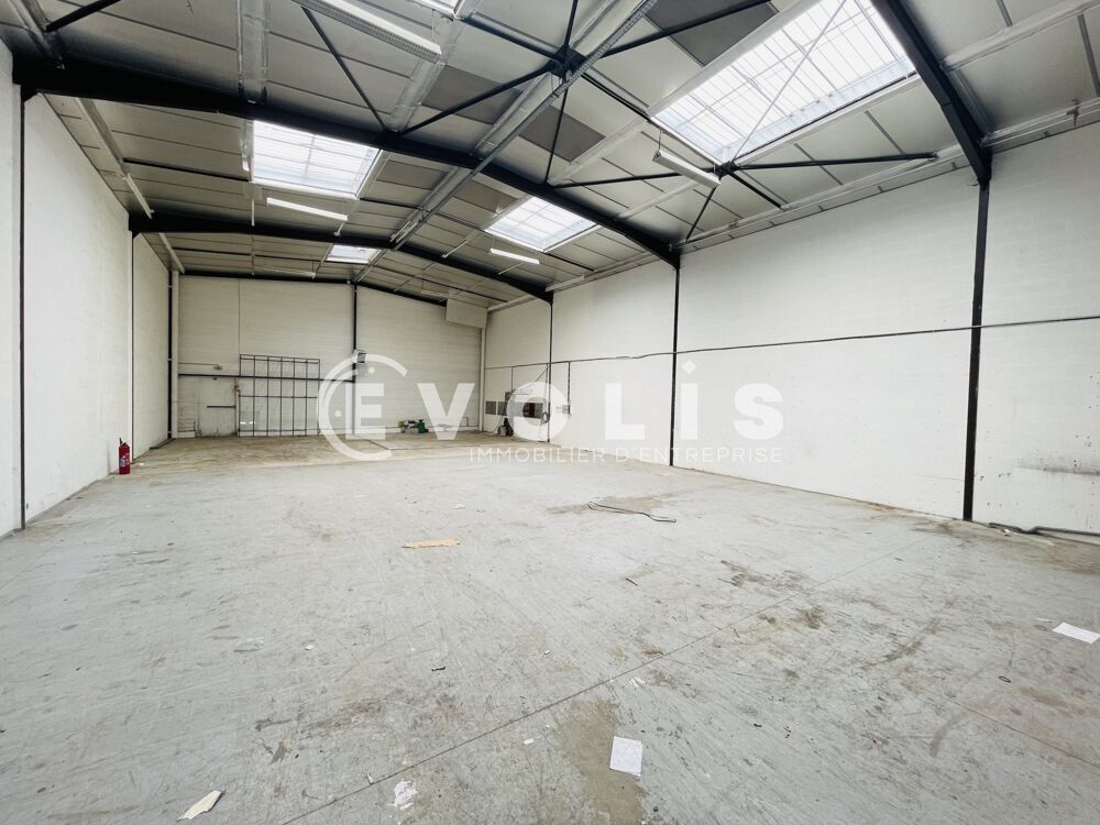   Locaux d'activité - A LOUER - 597 m² divisibles à partir de 208 m² Pontault combault