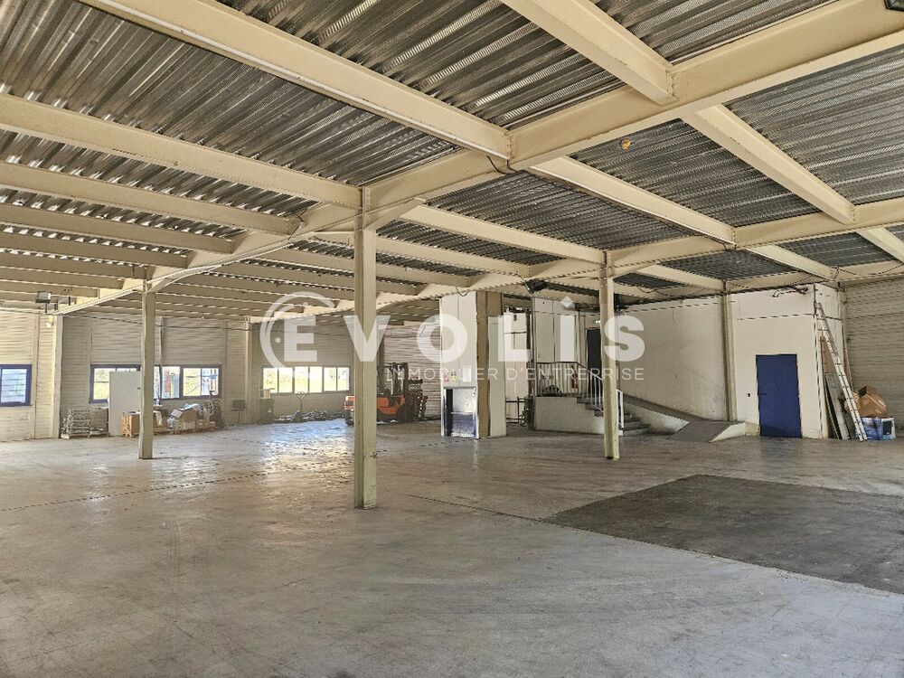   Locaux d'activité - A LOUER - 751 m² divisibles à partir de 128 m² Marcoussis