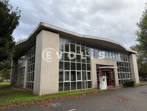 Bureaux - A LOUER - 229 m&sup2; divisibles &agrave; partir de 58 m&sup2; 2481 38610 Gieres