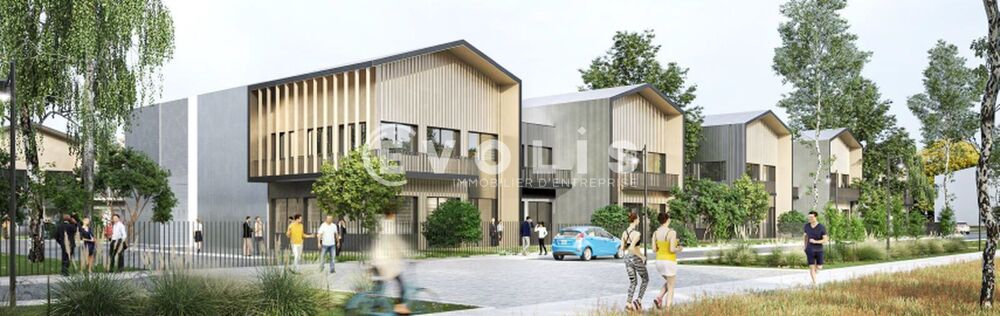   Locaux d'activité - A VENDRE OU A LOUER - 7 238 m² divisibles à partir de 360 m² 