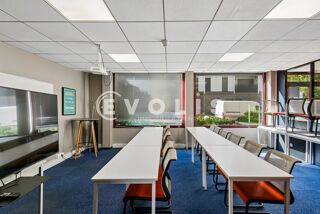   Bureaux - A LOUER - 334 m² divisibles à partir de 126 m² Lyon 6