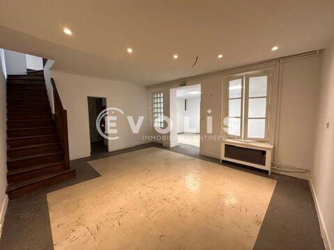   Bureaux - A LOUER - 391 m² non divisibles 