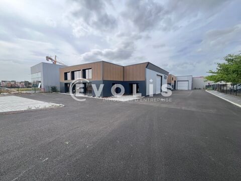 Locaux d'activit&eacute; - A VENDRE - 1&nbsp;101 m&sup2; dvisibles d&egrave;s 600 m&sup2; 1650000 69440 Mornant