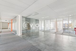   Immeuble de standing - 1 374 m² divisibles à partir de 272 m² Maisons alfort