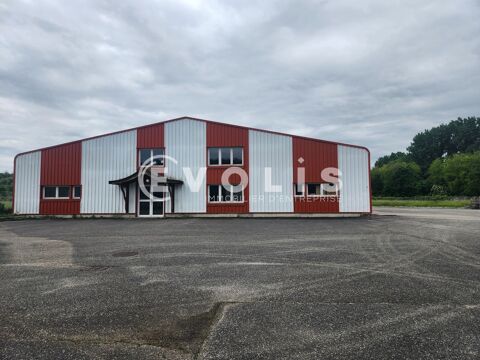   Locaux d'activité - A VENDRE OU A LOUER - 1 836 m² non divisibles 