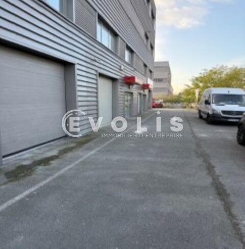 Locaux d'activit&eacute; - A LOUER - 604 m&sup2; divisibles &agrave; partir de 180 m&sup2; 10500 92390 Villeneuve la garenne
