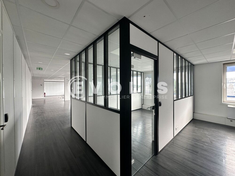   BUREAUX CLIMATISES A VENDRE PROCHE T2 - 1 344,8 m² divisibles à partir de 303,4 m² Suresnes