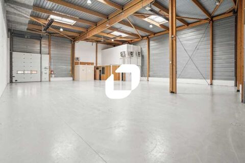 Locaux d'Activit&eacute;s - A LOUER - 902 m&sup2; non divisibles 8645 93350 Le bourget
