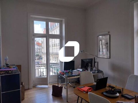 BUREAUX A LOUER - PLACE ROYALE - 90 m&sup2; non divisibles 2541 44000 Nantes