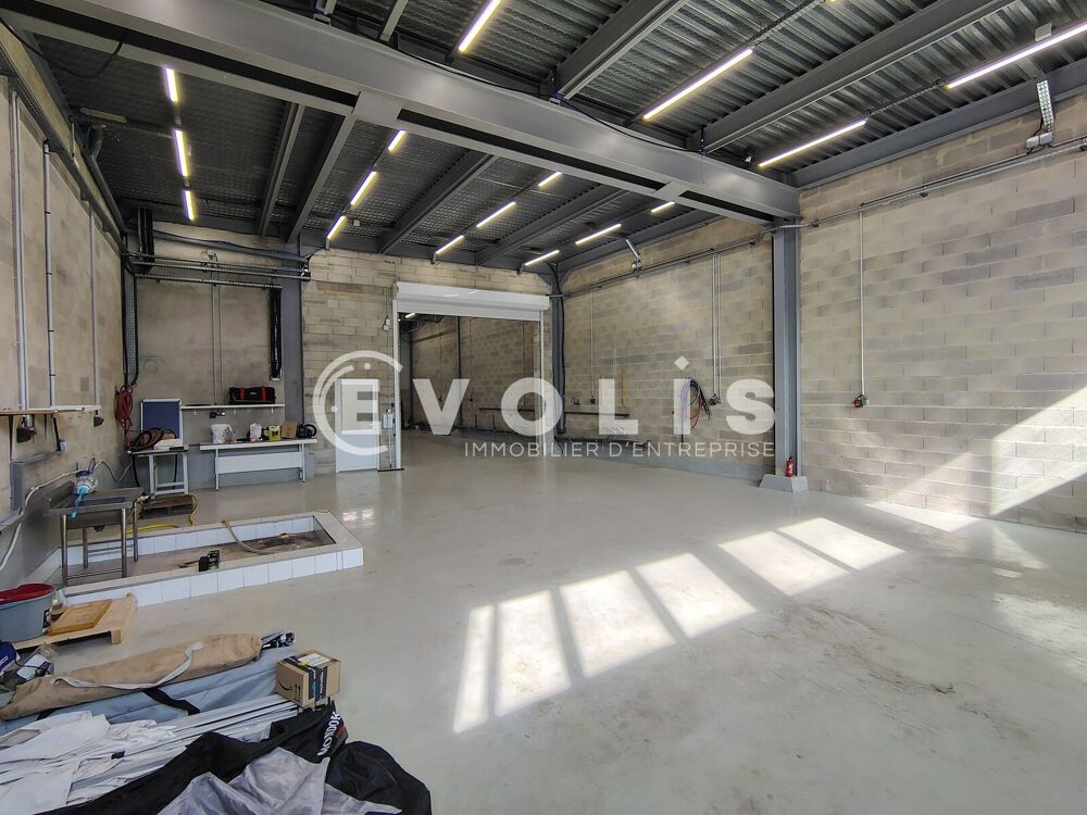   Locaux d'activité - A LOUER - 492 m² non divisibles Bry sur marne
