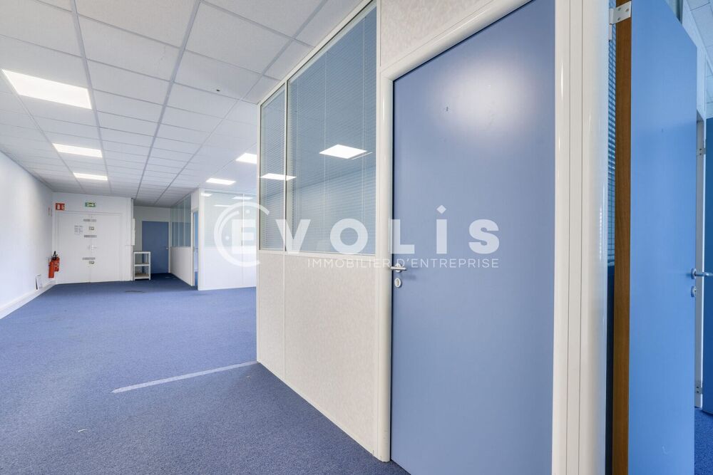   Locaux d'activité - A LOUER - 3 485 m² divisibles à partir de 358 m² Aulnay sous bois