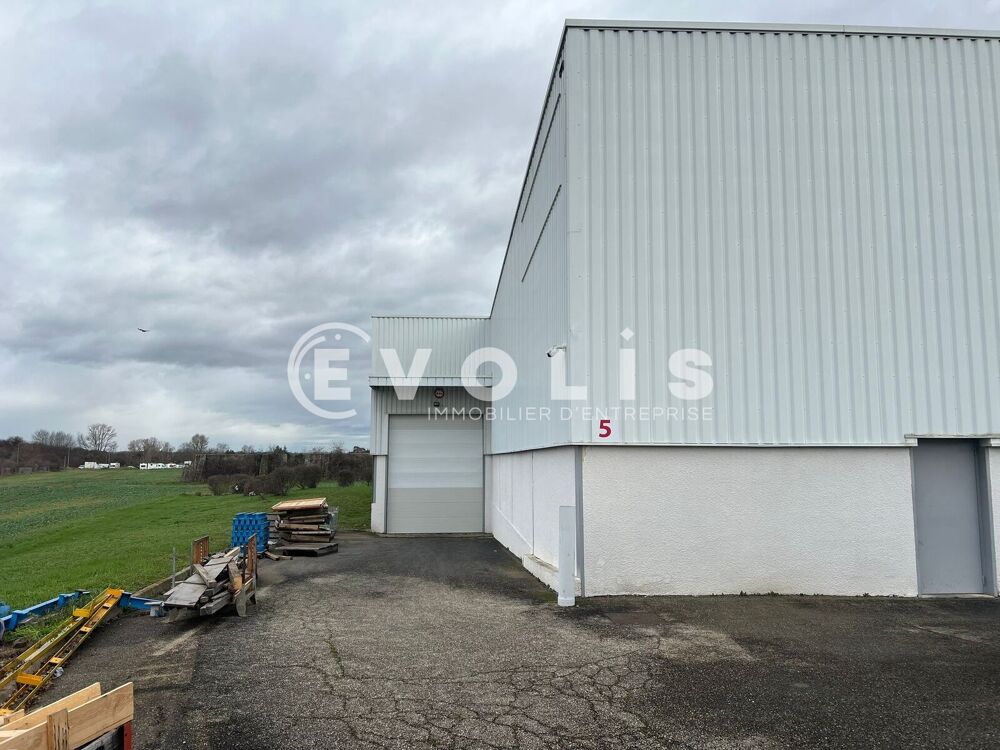   Local d'activité 2715m² à vendre - 2 715 m² non divisibles Chassieu