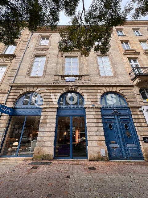 Bureaux - A LOUER - 210 m&sup2; non divisibles 5000 33000 Bordeaux
