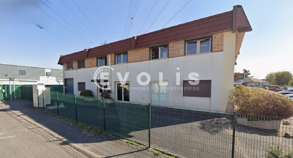   Locaux d'activité - A LOUER - 168 m² non divisibles 