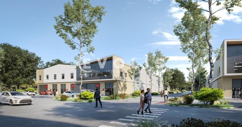   Locaux d'activité - A VENDRE - 13 798 m² divisibles à partir de 466 m² 